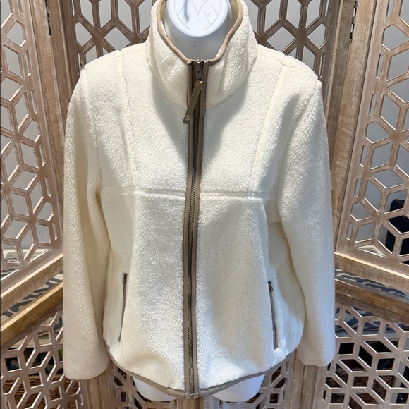 NWT T by Talbots Vintage Sherpa Full Zip Women's Cream Fleece Jacket sizeMedium - Picture 2 of 8